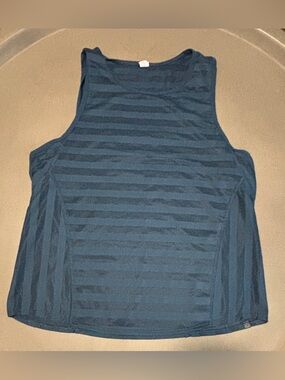 Lululemon women’s Off and Running Tank, Peacock blue, small